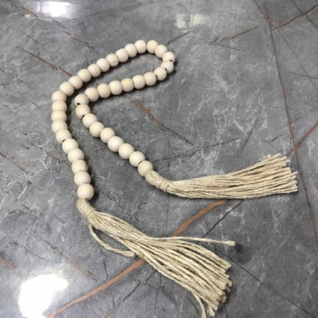 مسبحة ديكور خرز مكرميه بيج طول 1.5 متر 